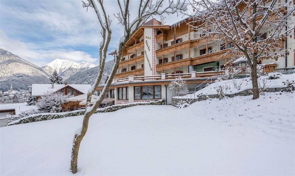 Hotel Bellavista — Itálie, Madonna di Campiglio a Pinzolo