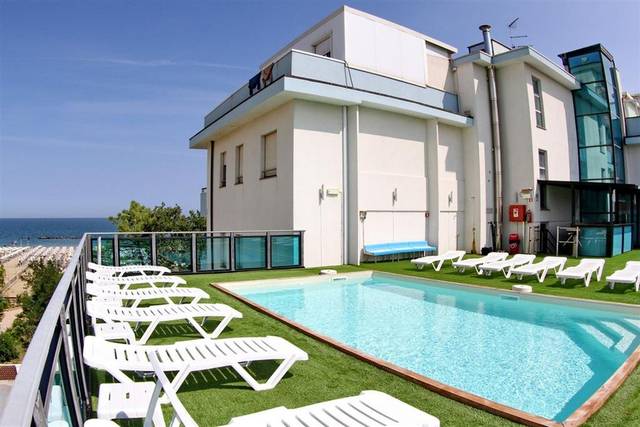 Hotel Mirage