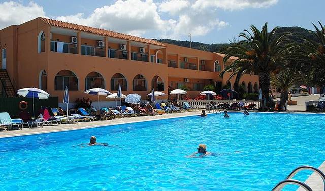 Alkyon Beach — foto 2