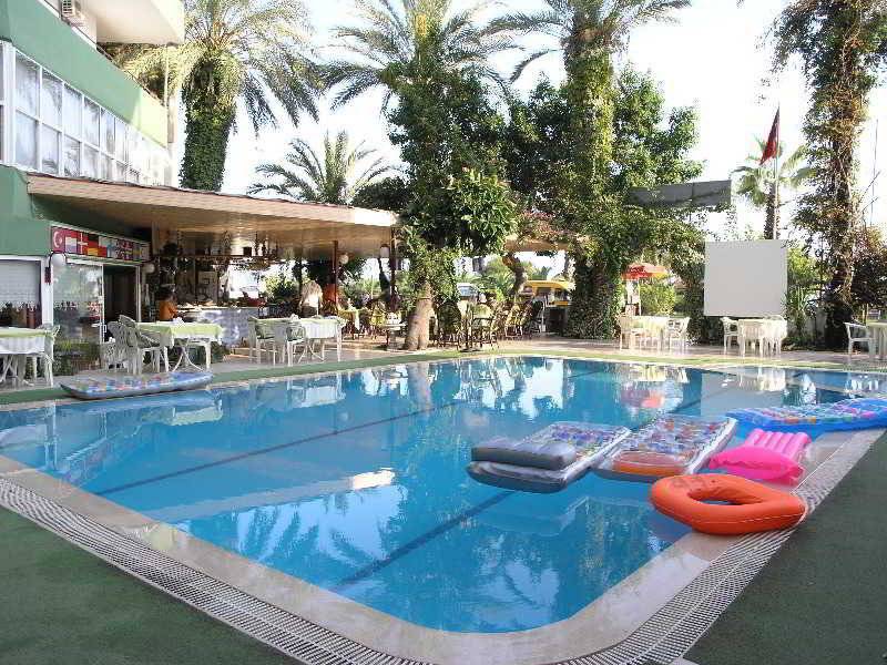 Arsi Enfi City Beach — Turecko, Alanya