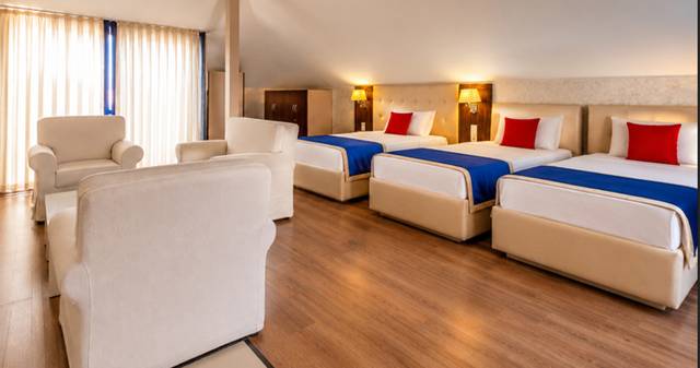 Hotel Lonicera City Kleopatra — foto 2