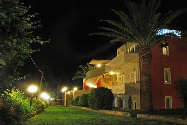 Ermioni Beach — foto 3