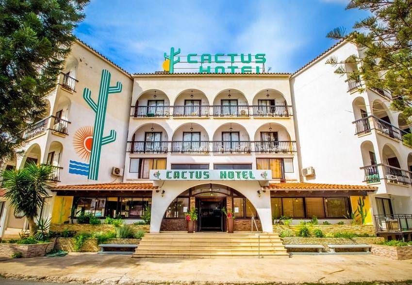 Cactus — Kypr, Larnaka