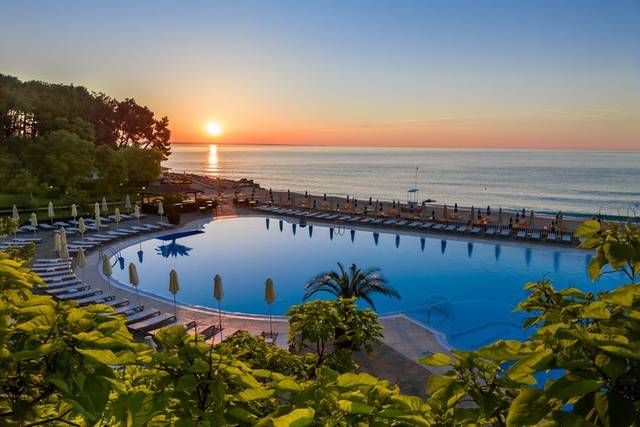 HVD Riviera Beach Hotel — foto 3