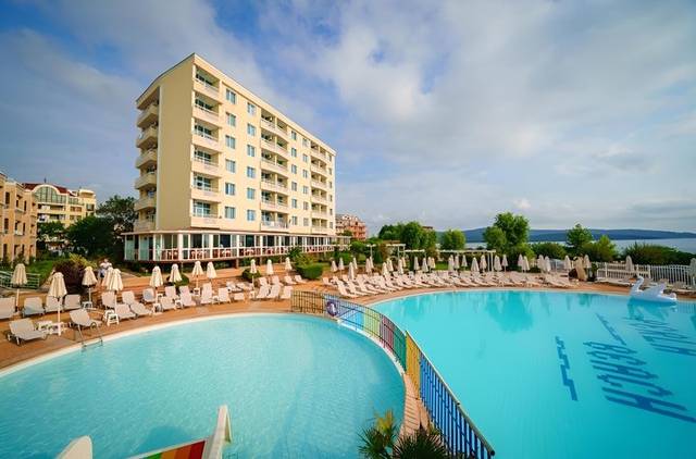 Perla Beach – fotografie 1