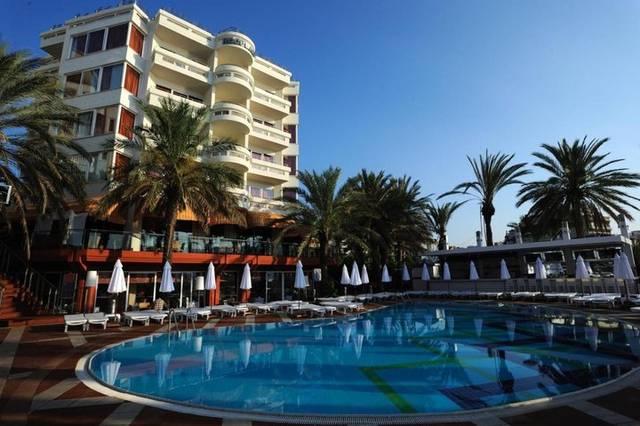 Elegance Hotel — foto 3