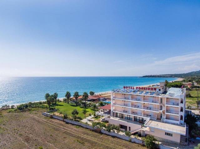 Hotel Poseidon Beach 4★ — exteriér hotelu v Preveza Town, Řecko