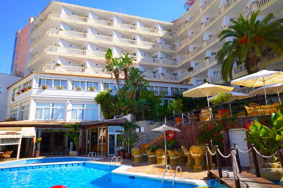 Alba Seleqtta — Španělsko, Lloret de Mar