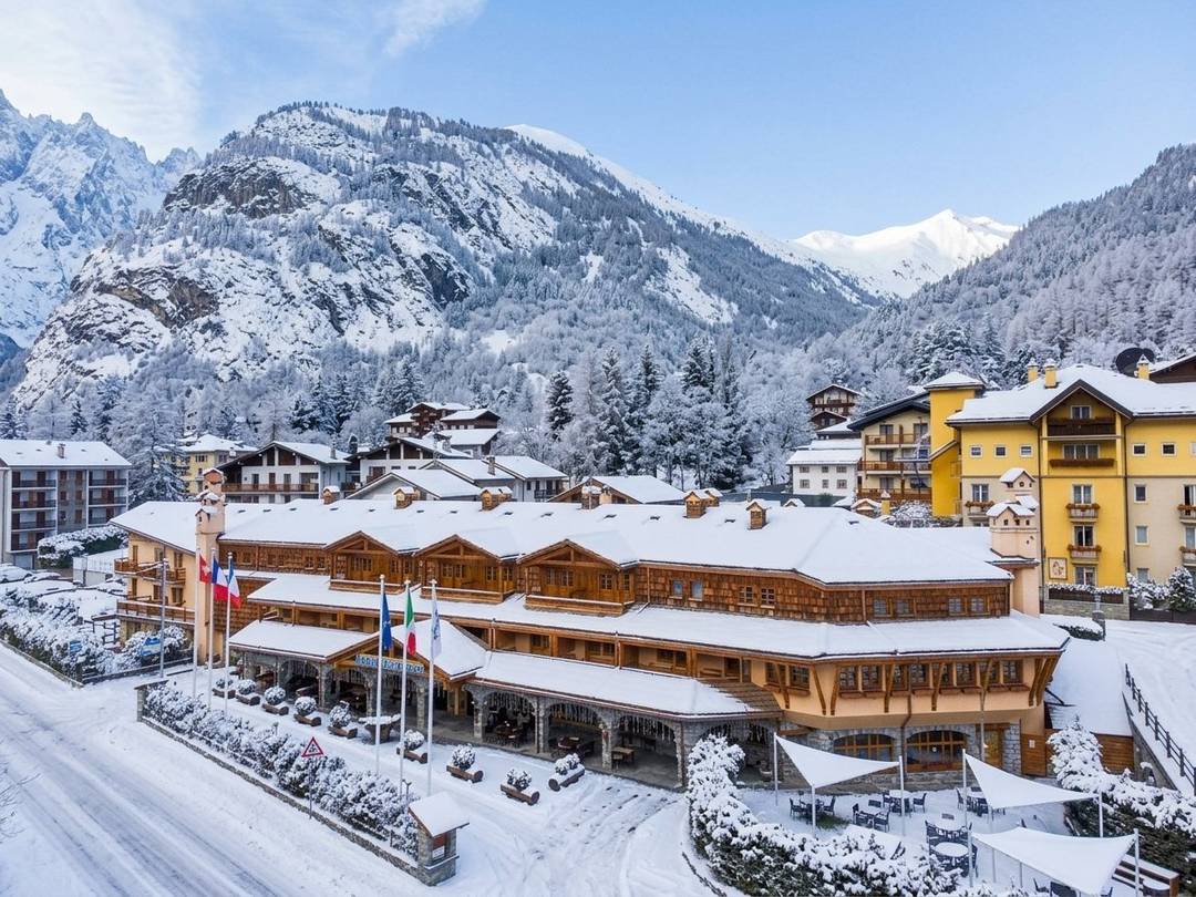 iH Hotels Courmayeur Mont Blanc Resort — Itálie, Via Lattea