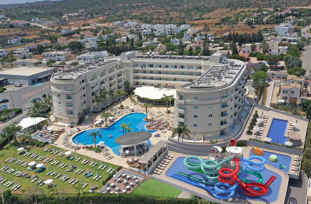 Sunrise Oasis Hotel & Waterpark — Kypr, Protaras