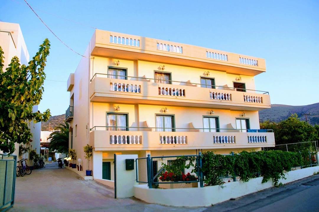 Theoni Apartments — Řecko, Heraklion