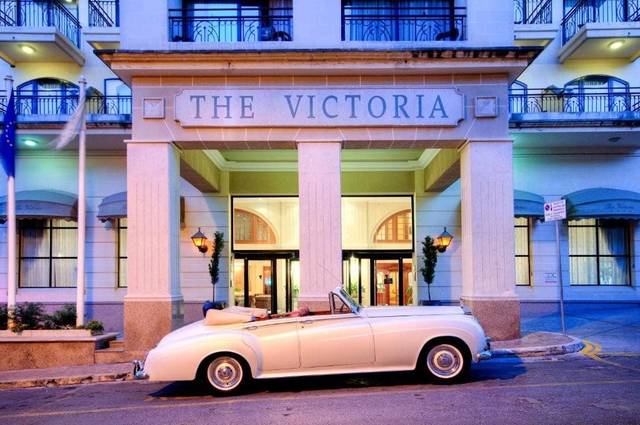 AX The Victoria