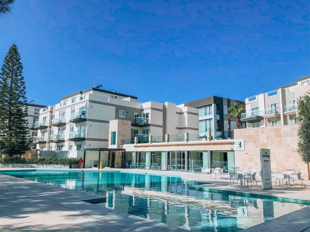 Urban Valley Resort And Spa — Malta, Malta - pobřeží