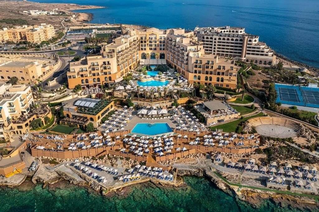 Corinthia St. George's Bay — Malta, Malta - pobřeží