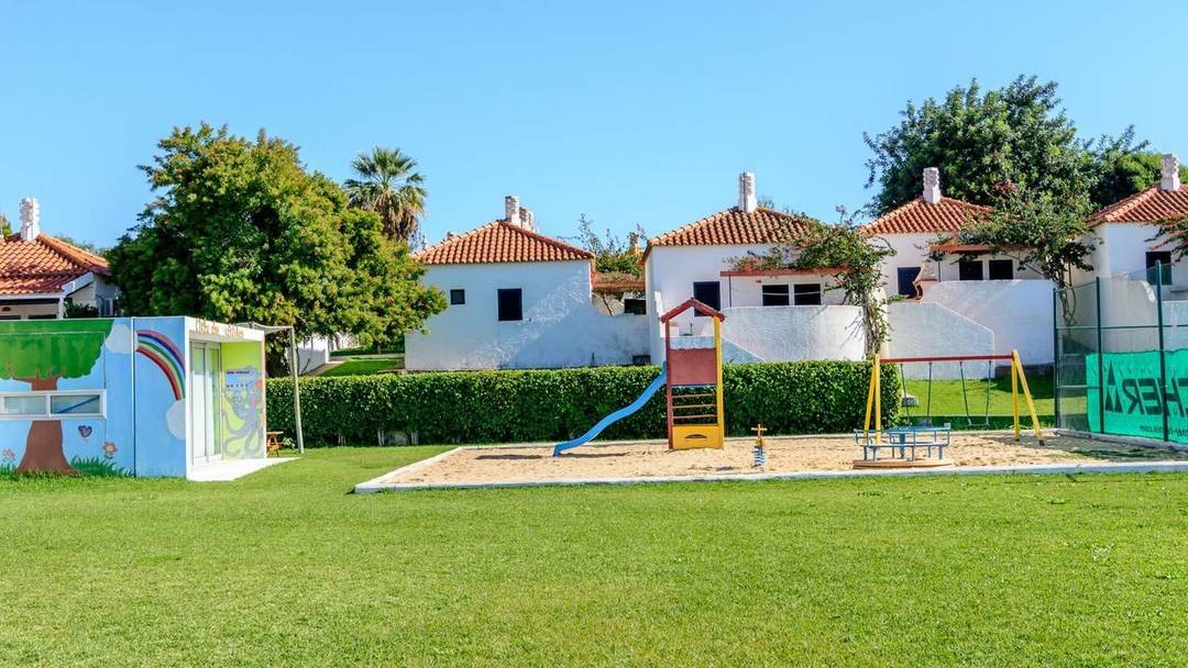 Pedras Da Rainha — Portugalsko, Algarve