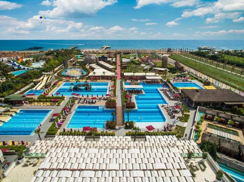 Hotel Aska Lara Resort Spa — Turecko, Antalya