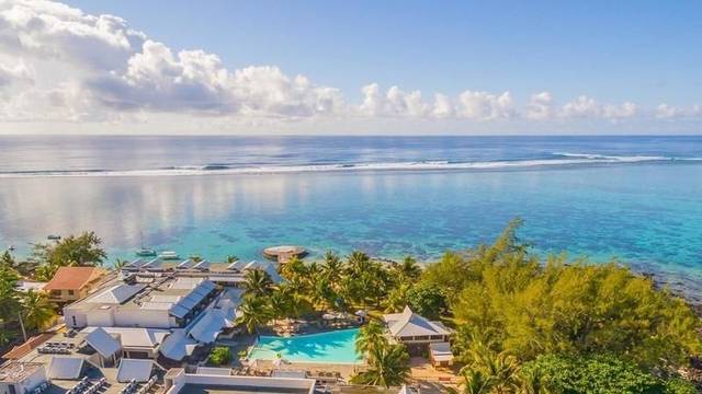 Hotel Le Peninsula Bay Beach Resort & Spa