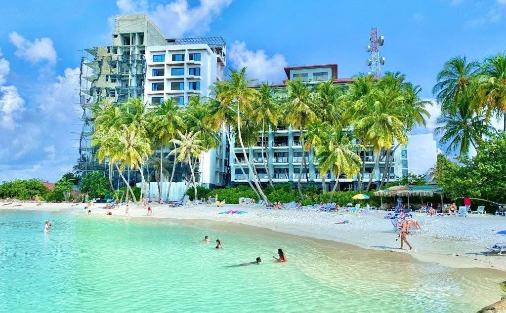 Kaani Grand Seaview — Maledivy, Kaafu atol