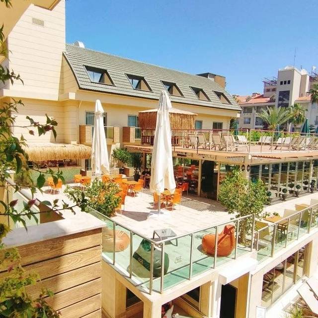 Hotel Ambassador — foto 2