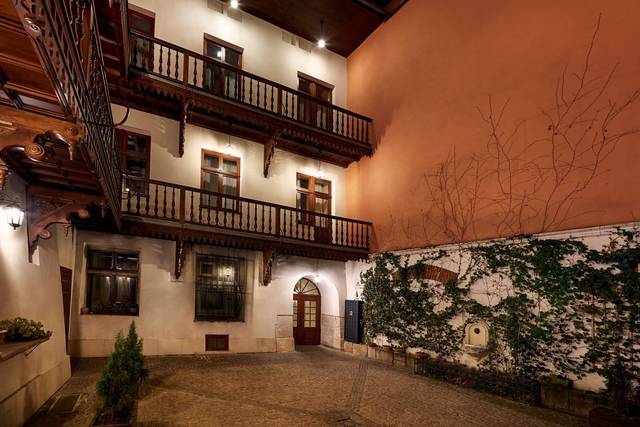 Golebia 8 Residence
