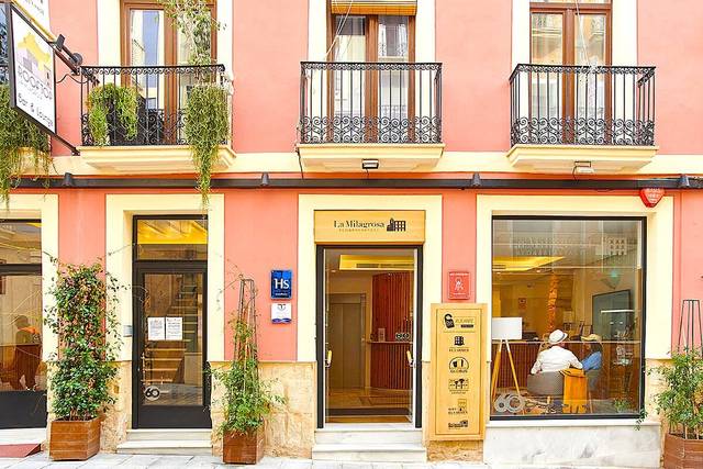 La Milagrosa Hotel and Apartments 2★ — exteriér budovy v centru Alicante, Španělsko
