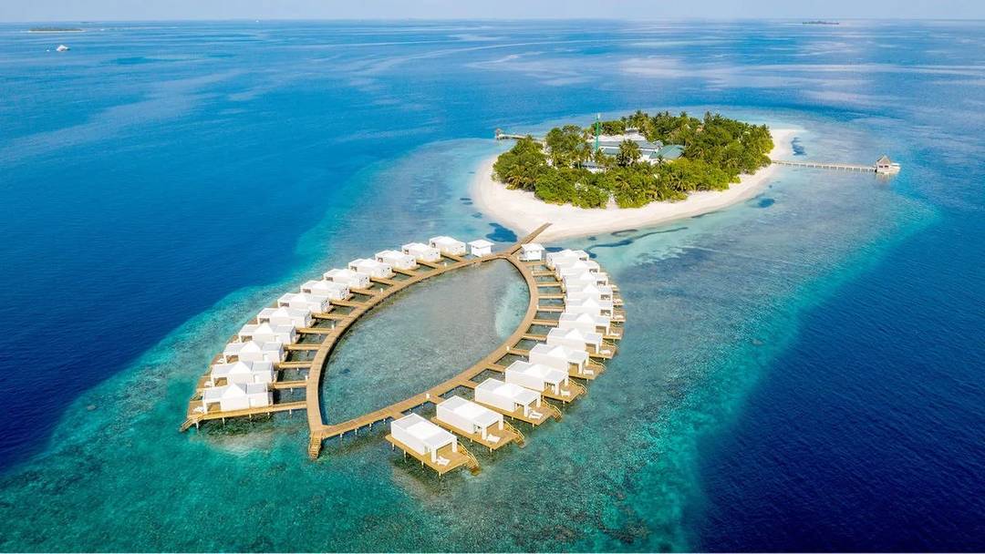 Hotel Sandies Bathala Resort — Maledivy, Severní Ari atol