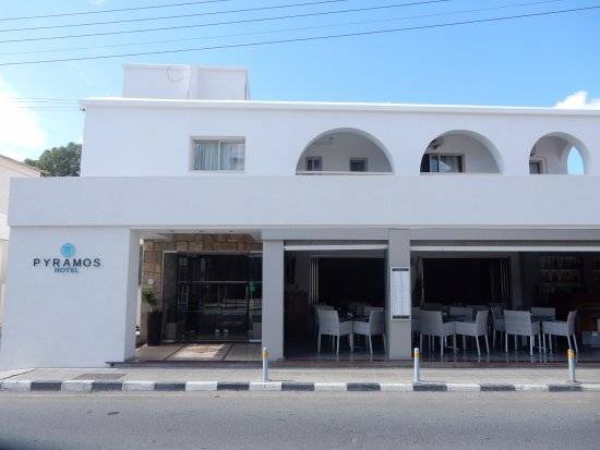 Pyramos Hotel — Kypr, Pafos