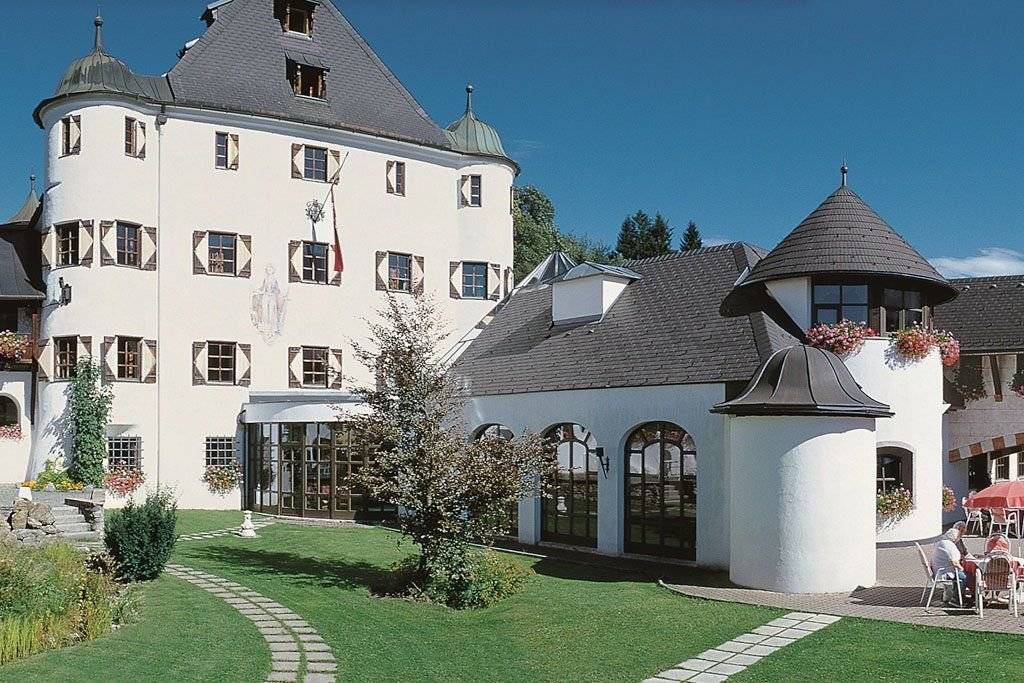 Family Hotel Schloss Rosenegg — Rakousko, Saalbach