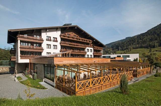 Hotel Victoriya (ex. Victoria Kaprun) — foto 2