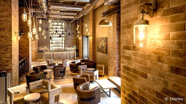 Disney Hotel New York - The Art of Marvel + vstupenky do Disneyland Paris — foto 3