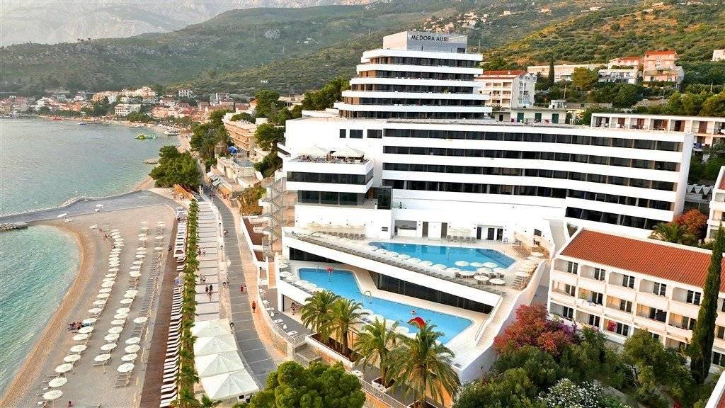 Hotel Medora Auri Family Beach Resort — Chorvatsko, Podgora