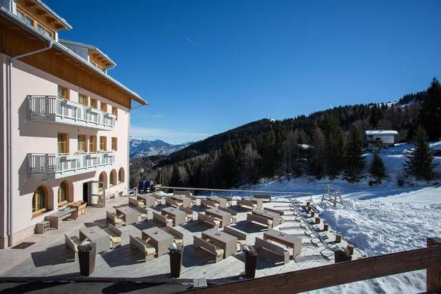 Hotel Norge 4★ — exteriér horského hotelu v Monte Bondone, Itálie
