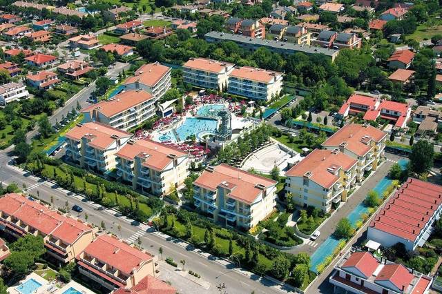 Villaggio Planetarium Resort