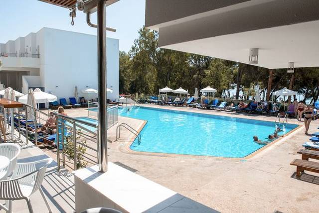 Park Beach Hotel — foto 2