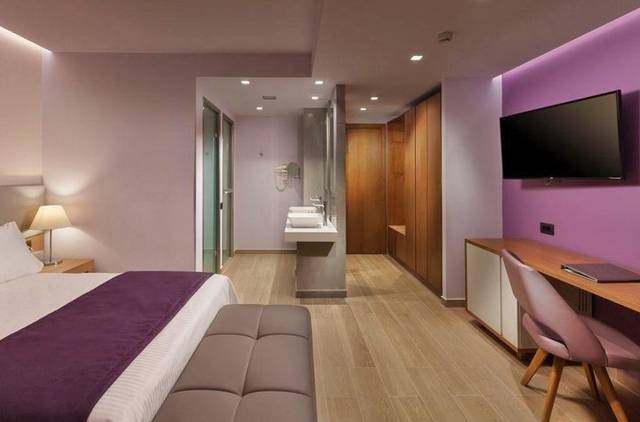 Blue Lagoon City Hotel — foto 3