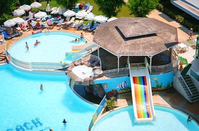 Perla Beach — foto 2