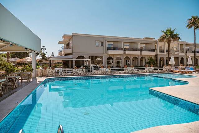 Erato Beach Hotel — foto 3