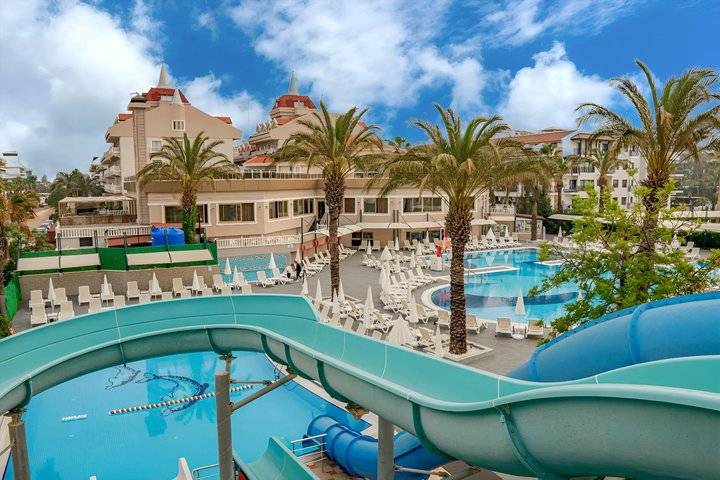 Aydinbey Famous Resort — Turecko, Belek