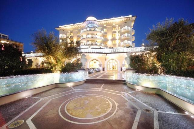 Palace hotel — foto 3