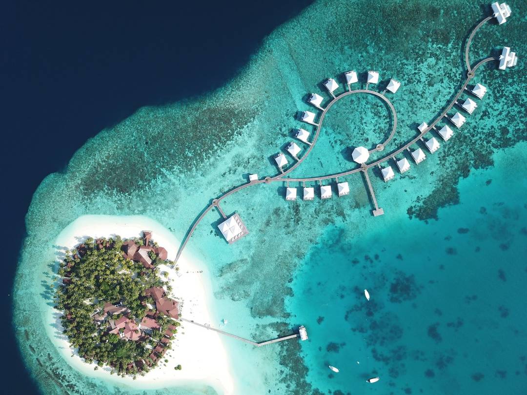 Diamonds Thudufushi Beach & Water Villas — Maledivy, Jižní Ari atol