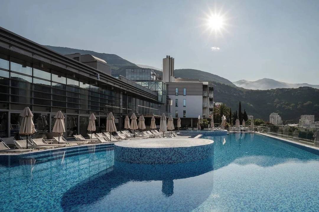 Eurostar Queen of Montenegro — Černá Hora, Budva a Bečiči