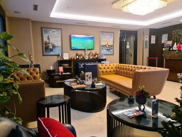 Aprilis Gold Hotel — foto 3