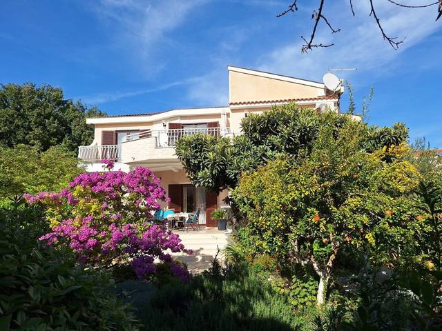 Villa Boral