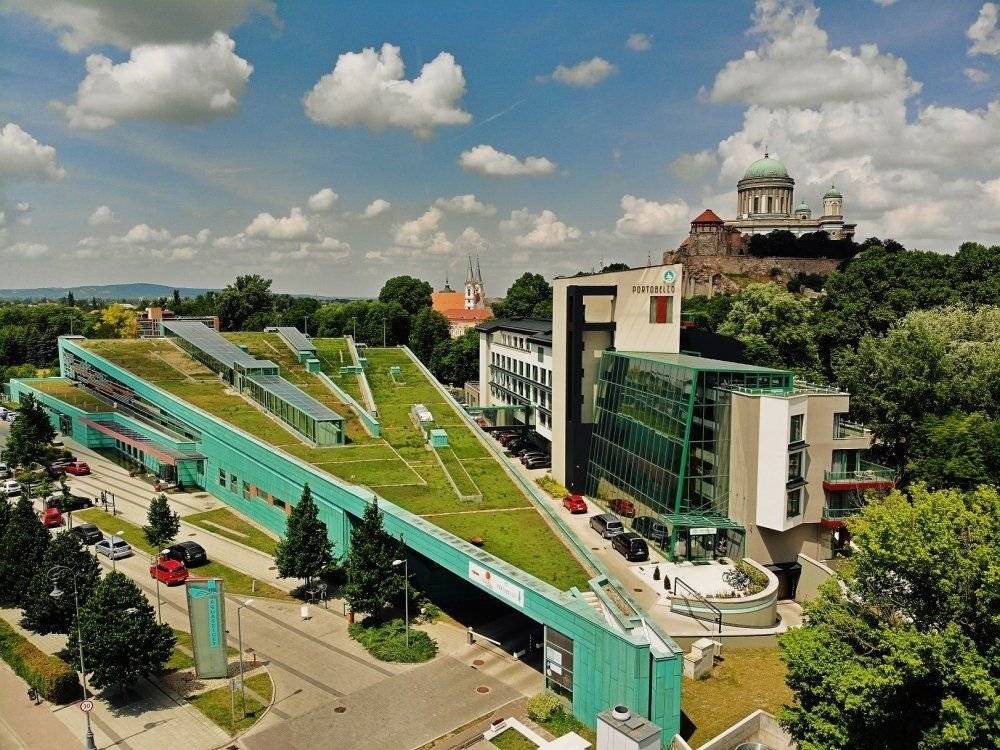 Portobello Wellness and Yacht Hotel — Maďarsko, Budapešť a okolí