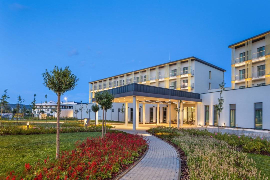 Sirius Hotel — Maďarsko, Balaton