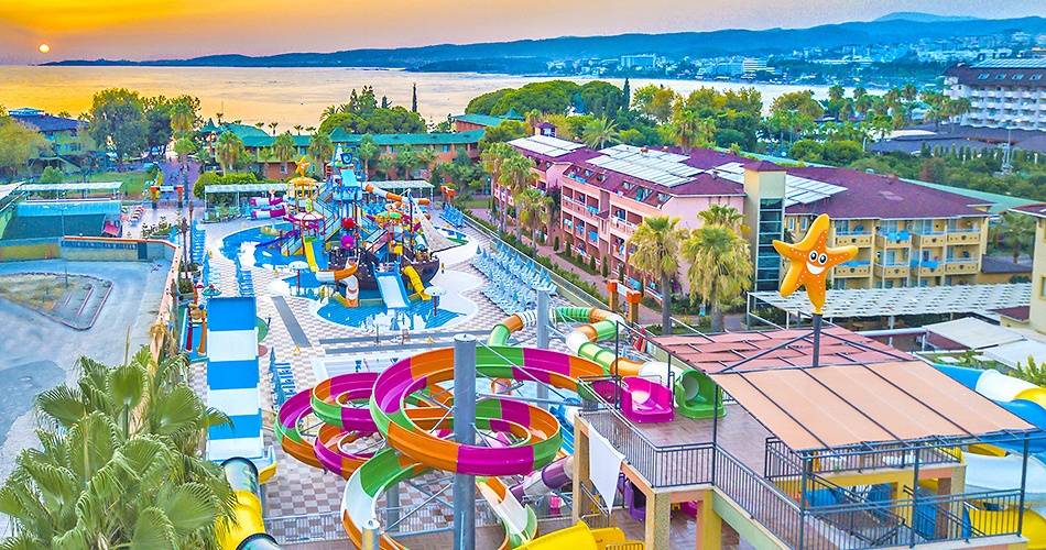 Hotel Lonicera World — Turecko, Alanya
